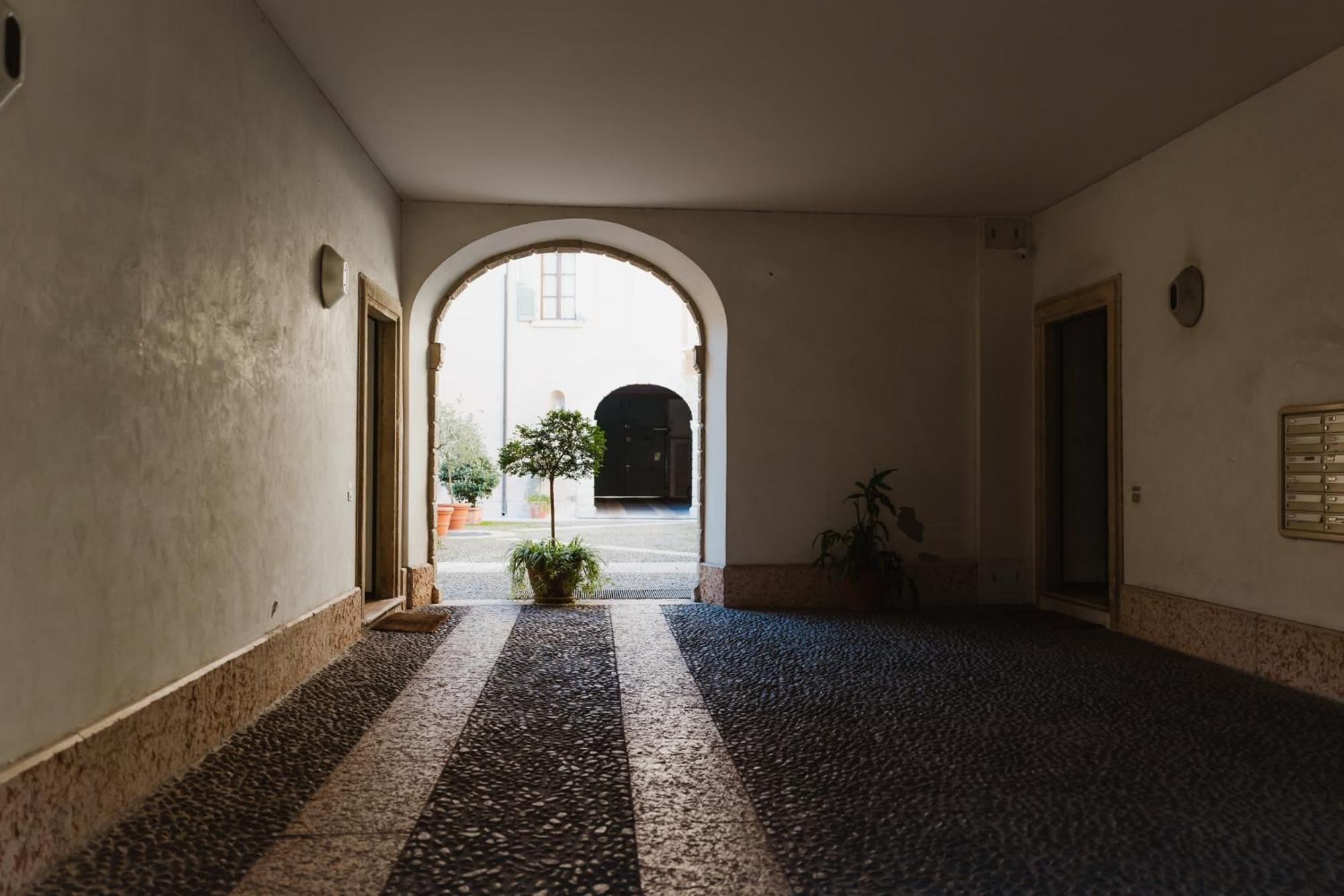 Loft Artigliere Centro Verona 120Mq 4 Rooms Exterior foto